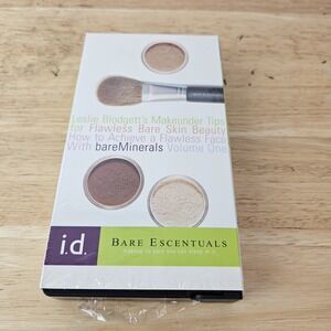I.d. BARE ESCENTUALS LESLIE‎ BLODGETT'S Makeunder Tips VHS tape NEW Tutorial